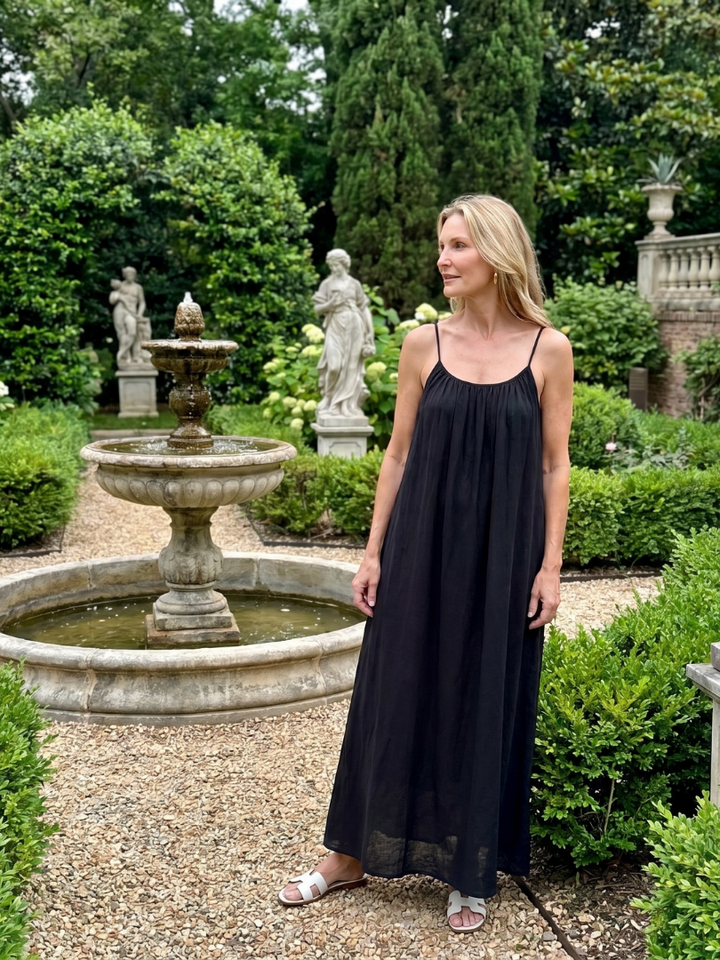 Tula | Gathered Neckline Silhouette Loose Lounge Dress