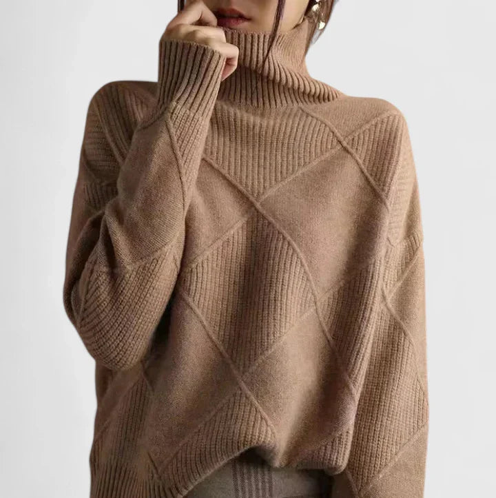 ELARAVYN – COMFORTABLE SWEATER