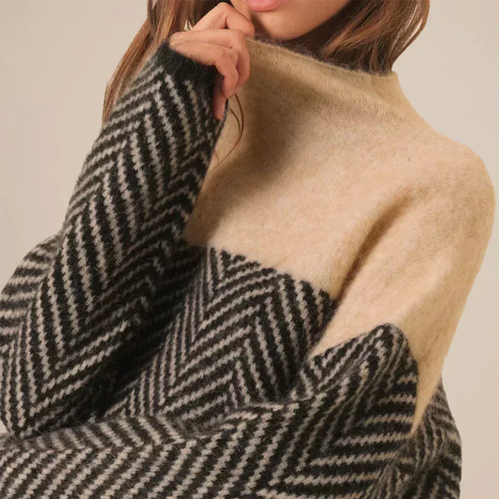 MADELINE – COZY HERRINGBONE KNIT SWEATER